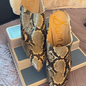 Sam Edelman Black and Cream Snake Print Mules